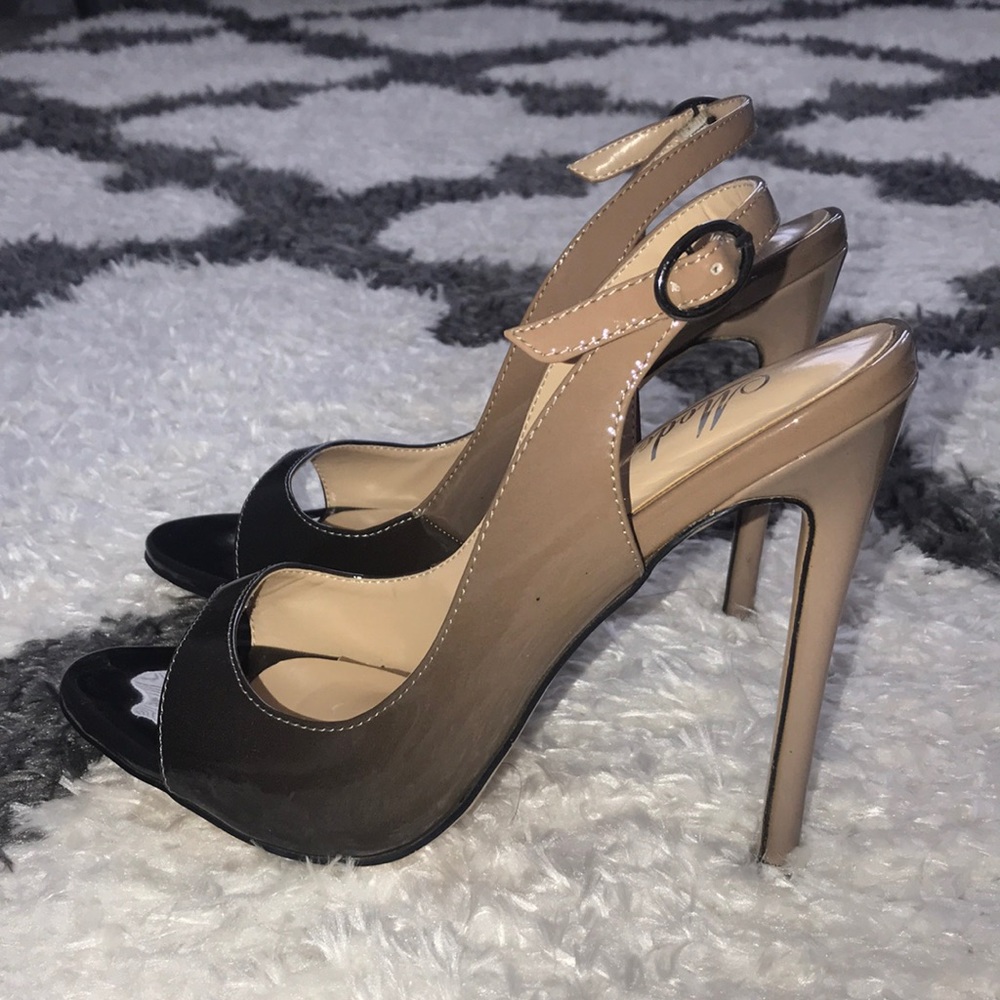 NEW Open toe sling back heels.